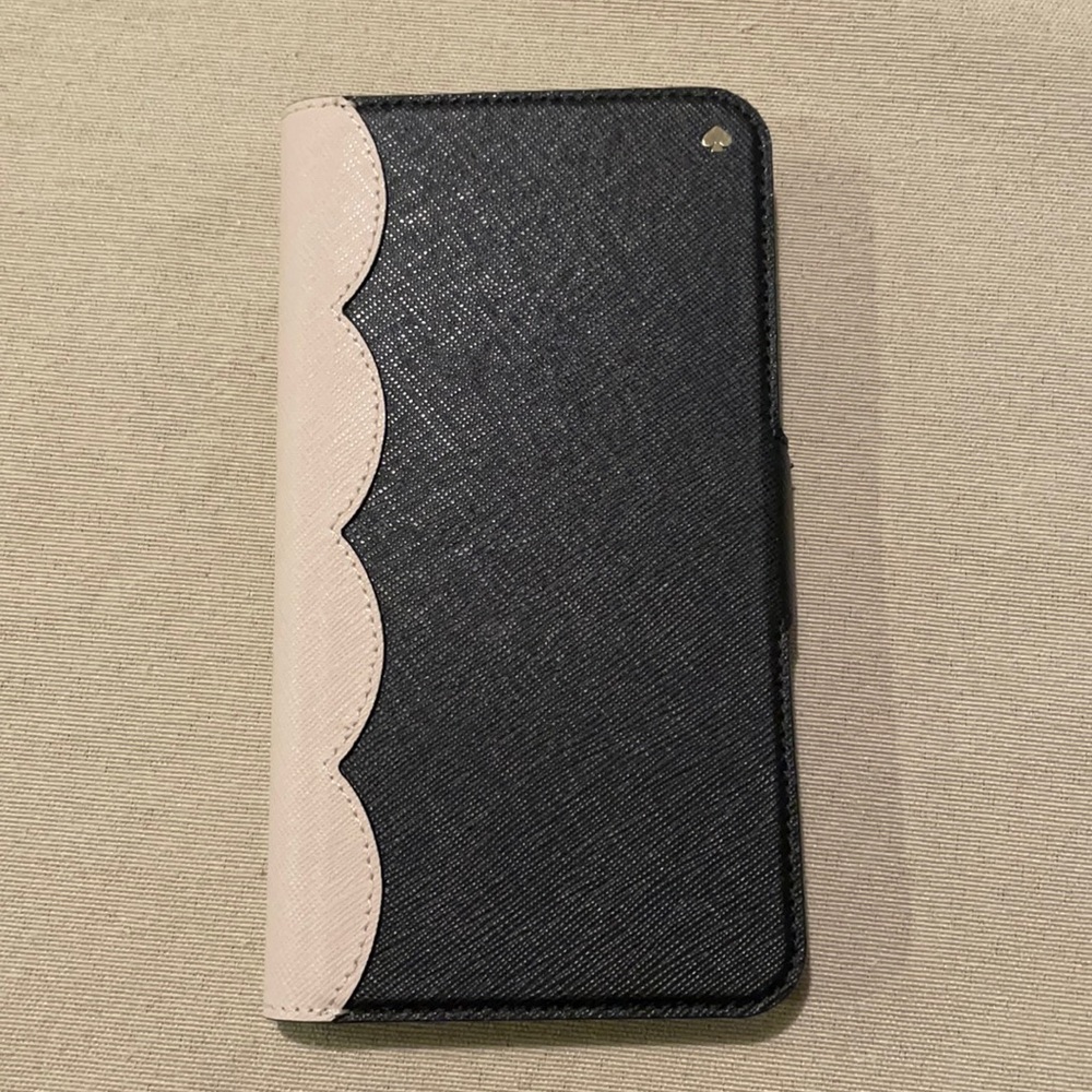iPhone XR Kate Spade Magnetic Wrap Folio Case